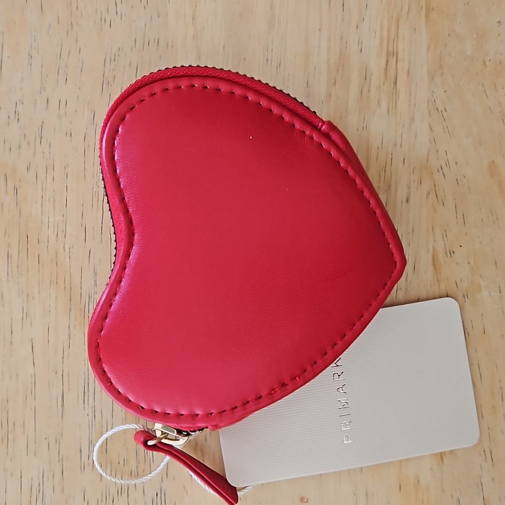 PRIMARK HEART SHAPE COIN POUCH